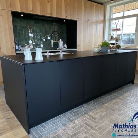 Küche aus Eiche und Kochinsel