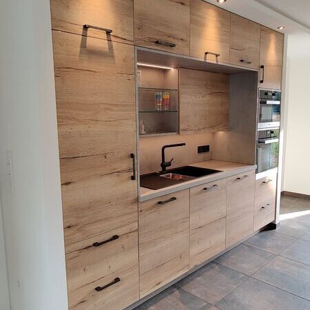 Küche aus Risseiche